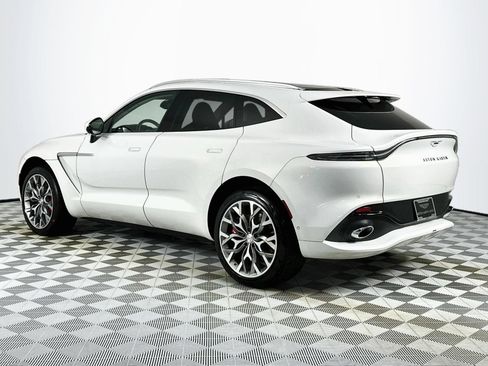 Used 2023 Aston Martin DBX AWD/4WD image 2