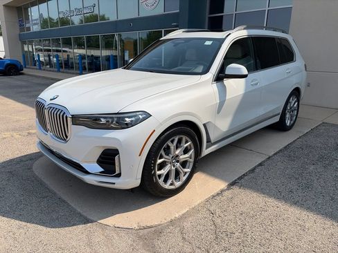 Used 2022 BMW X7 xDrive40i w/ Executive Package AWD/4WD image 4