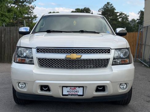 Used 2013 Chevrolet Tahoe LTZ AWD/4WD image 3