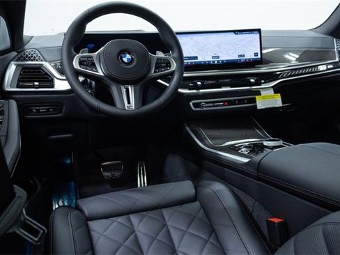 New 2026 BMW X5 M60i image 22