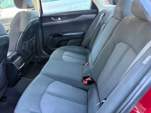 Used 2022 Kia K5 LXS image 12