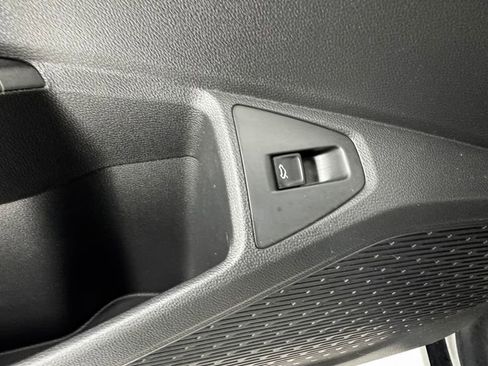 Used 2020 Volkswagen Jetta S w/ Driver Assistance Package FWD image 18