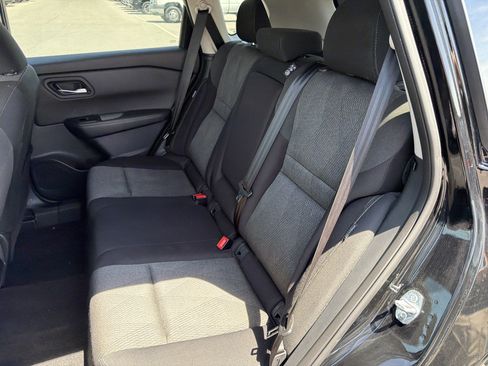 Used 2024 Nissan Rogue SV AWD/4WD image 13