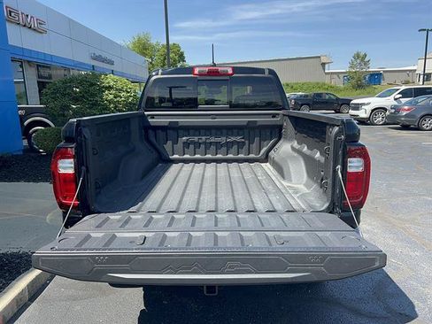 Used 2024 GMC Canyon AT4X AWD/4WD image 16