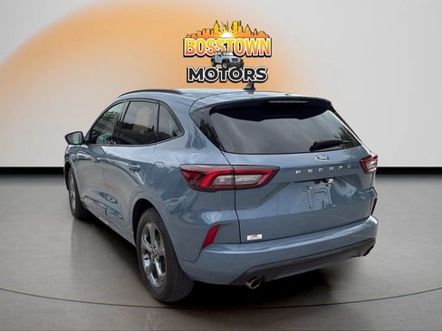 Used 2023 Ford Escape ST-Line w/ Tech Pack #1 FWD image 5