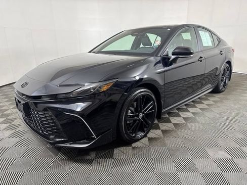 Used 2026 Toyota Camry Hybrid w/ Multimedia Upgrade Package AWD/4WD image 8