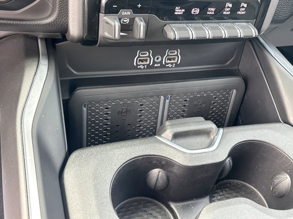 Used 2025 RAM 2500 Laramie w/ Night Edition AWD/4WD image 35