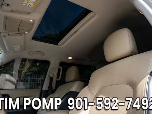 Used 2021 INFINITI QX80 Premium Select w/ All-Season Package RWD image 12