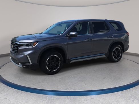 Used 2025 Honda Pilot EX-L image 1