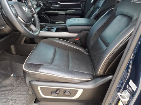 Used 2023 RAM 1500 Laramie AWD/4WD image 10