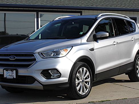 Used 2017 Ford Escape Titanium AWD/4WD image 1