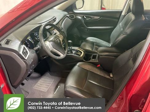 Used 2015 Nissan Rogue SL w/ SL Premium Package image 12