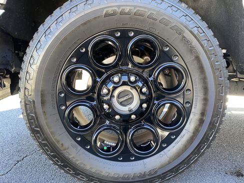 Used 2025 Ford F250 Lariat w/ Lariat Ultimate Package image 47