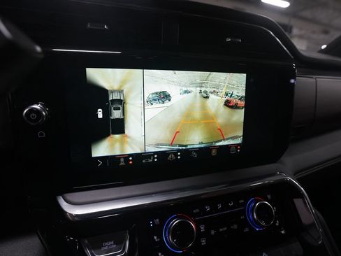 Used 2025 GMC Sierra 2500 Denali Ultimate w/ Max Trailering Package AWD/4WD image 19