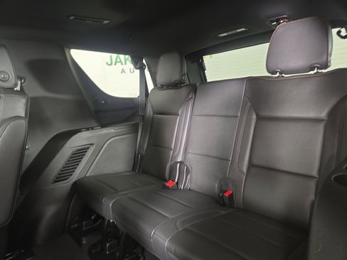 Certified 2024 Chevrolet Tahoe High Country w/ Advanced Technology Package AWD/4WD image 13