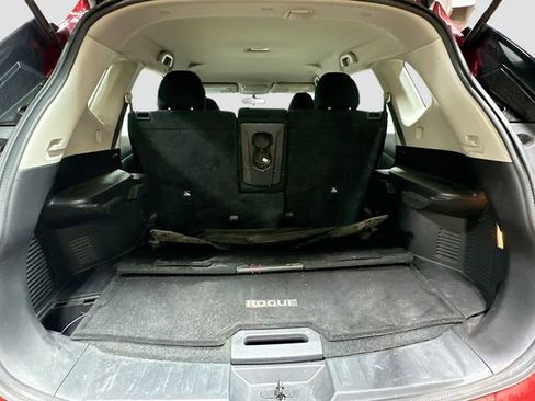 Used 2016 Nissan Rogue S AWD/4WD image 26