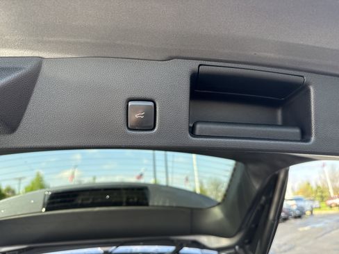 Used 2021 Ford Escape SEL w/ Technology Package AWD/4WD image 8