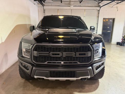 Used 2018 Ford F150 Raptor w/ Equipment Group 802A Luxury AWD/4WD image 4