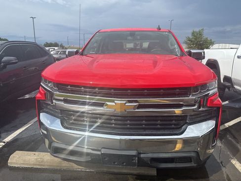 Used 2020 Chevrolet Silverado 1500 LT RWD image 2