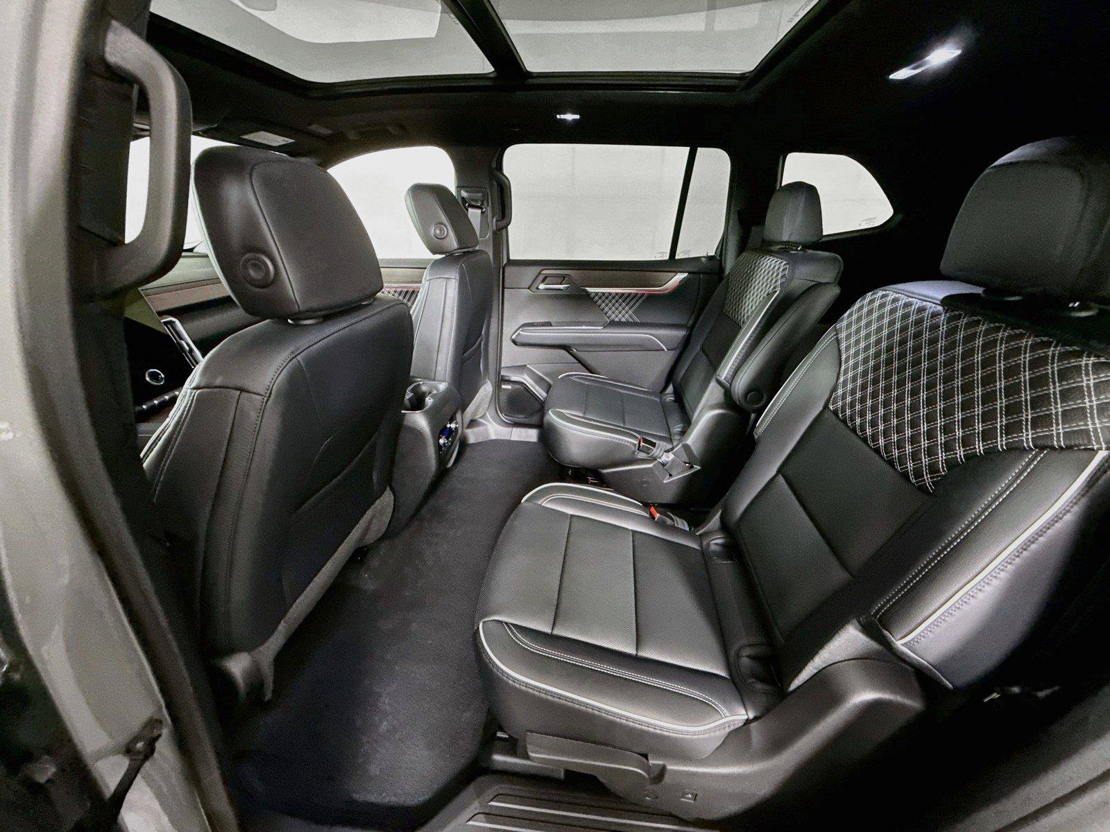 New 2027 GMC Acadia Denali AWD/4WD image 19