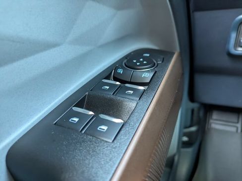 Used 2024 Ford Maverick Lariat w/ FX4 Off-Road Package AWD/4WD image 28