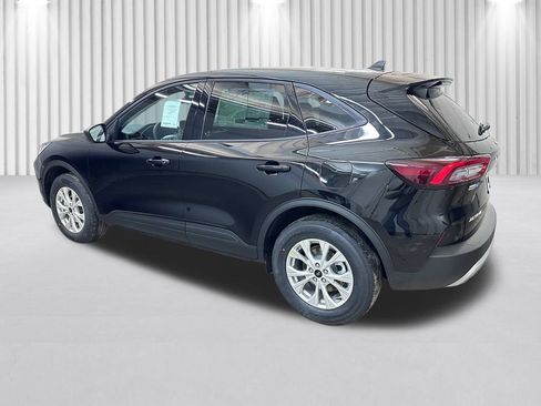 New 2026 Ford Escape Active w/ Cold Weather Package image 7