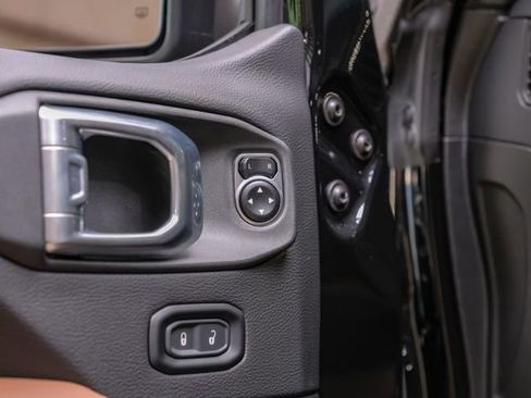 Used 2024 Jeep Wrangler Unlimited Rubicon 392 image 88