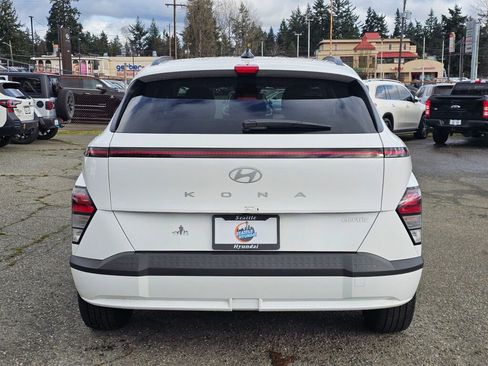Used 2024 Hyundai Kona SEL image 6