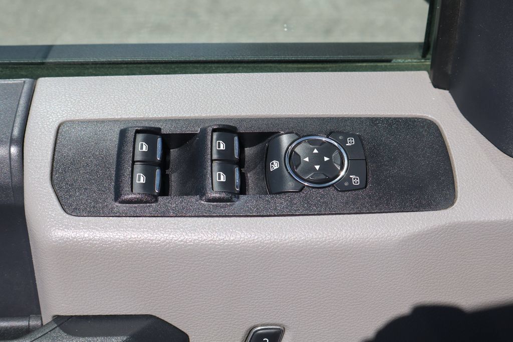 Used 2022 Ford F350 XL w/ Power Equipment Group RWD image 18