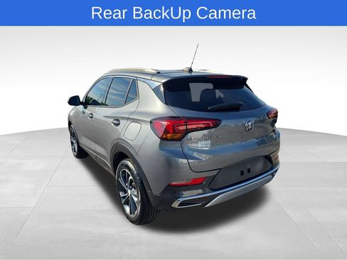 Used 2020 Buick Encore GX Essence FWD image 3