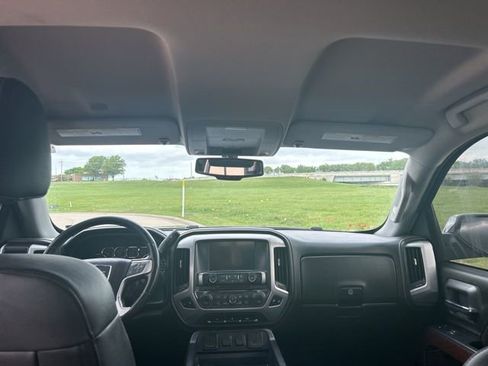 Used 2018 GMC Sierra 1500 SLT w/ SLT Premium Package image 11