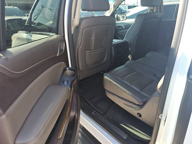 Used 2016 GMC Yukon XL Denali w/ Open Road Package RWD image 4
