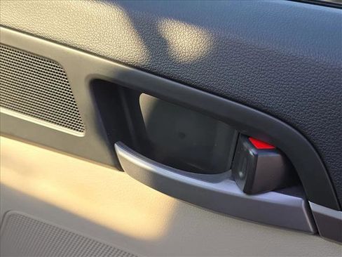 Used 2017 Hyundai Elantra SE w/ SE A/T Tech Package 03 image 24