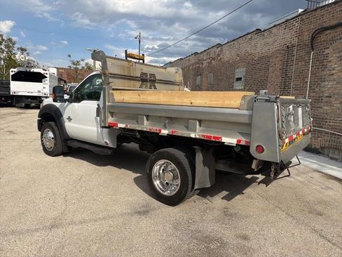Used 2014 Ford F550 4x4 Regular Cab Super Duty image 3