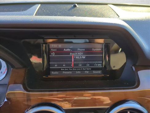 Used 2013 Mercedes-Benz GLK 350 2WD image 21