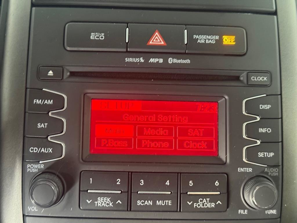 Used 2013 Kia Soul + FWD image 15