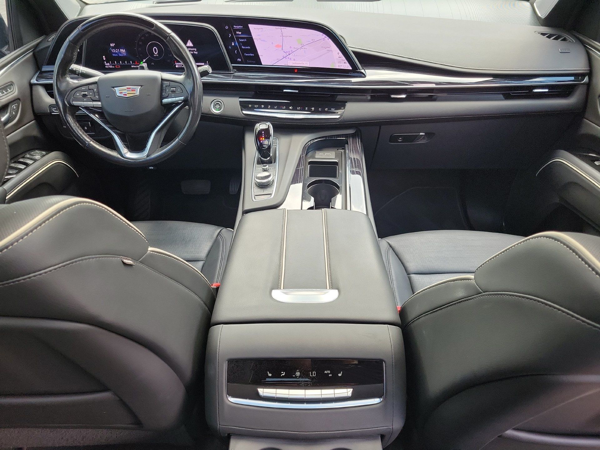 Used 2022 Cadillac Escalade ESV Sport w/ Touring Package AWD/4WD image 4