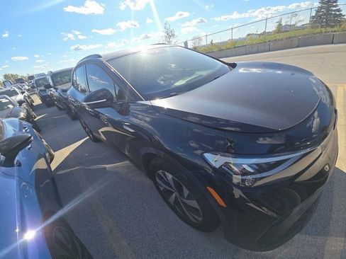 Used 2023 Volkswagen ID.4 Pro image 3