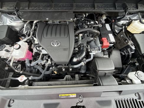 Certified 2025 Toyota Highlander XSE AWD/4WD image 18