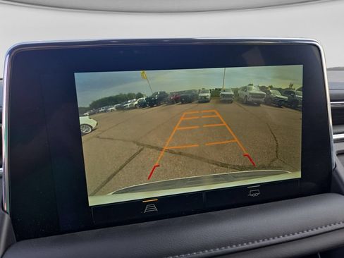 Used 2024 Chevrolet Suburban LT AWD/4WD image 25