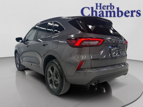 Used 2024 Ford Escape ST-Line image 3