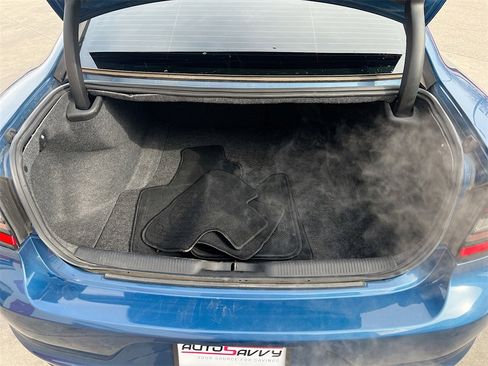 Used 2021 Dodge Charger SXT w/ Driver Convenience Group image 25