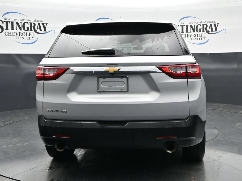 Used 2021 Chevrolet Traverse LS FWD image 6