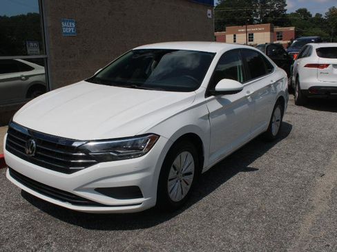 Used 2019 Volkswagen Jetta S FWD image 3