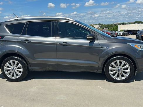 Used 2017 Ford Escape Titanium FWD image 12