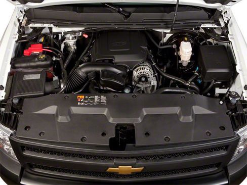 Used 2013 Chevrolet Silverado 1500 LT AWD/4WD image 16