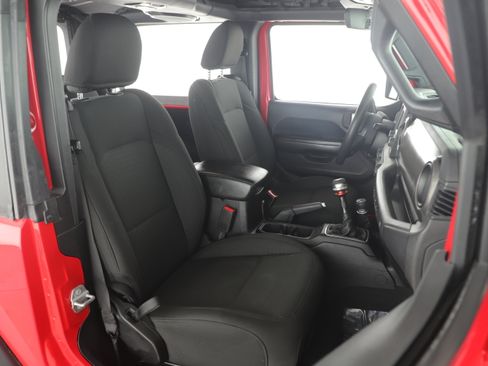 Certified 2020 Jeep Wrangler Sport image 12