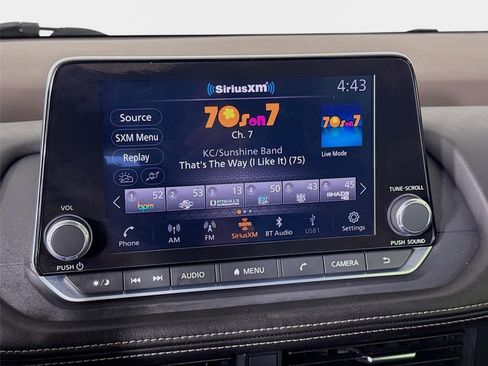 Certified 2023 Nissan Rogue SV w/ SV Premium B Package FWD image 15