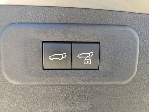 Used 2023 Lexus NX 250 FWD w/ Towing Package (2000 Lbs) image 33