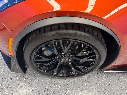 Used 2016 Chevrolet Corvette Z06 w/ 3LZ Preferred Equipment Group RWD image 27